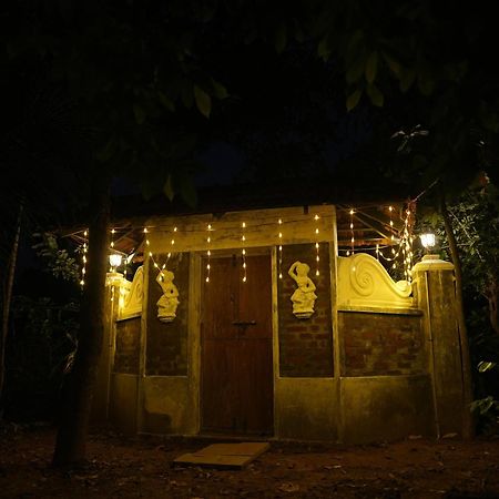 Kayyalas Courtyard Thrissur Екстериор снимка
