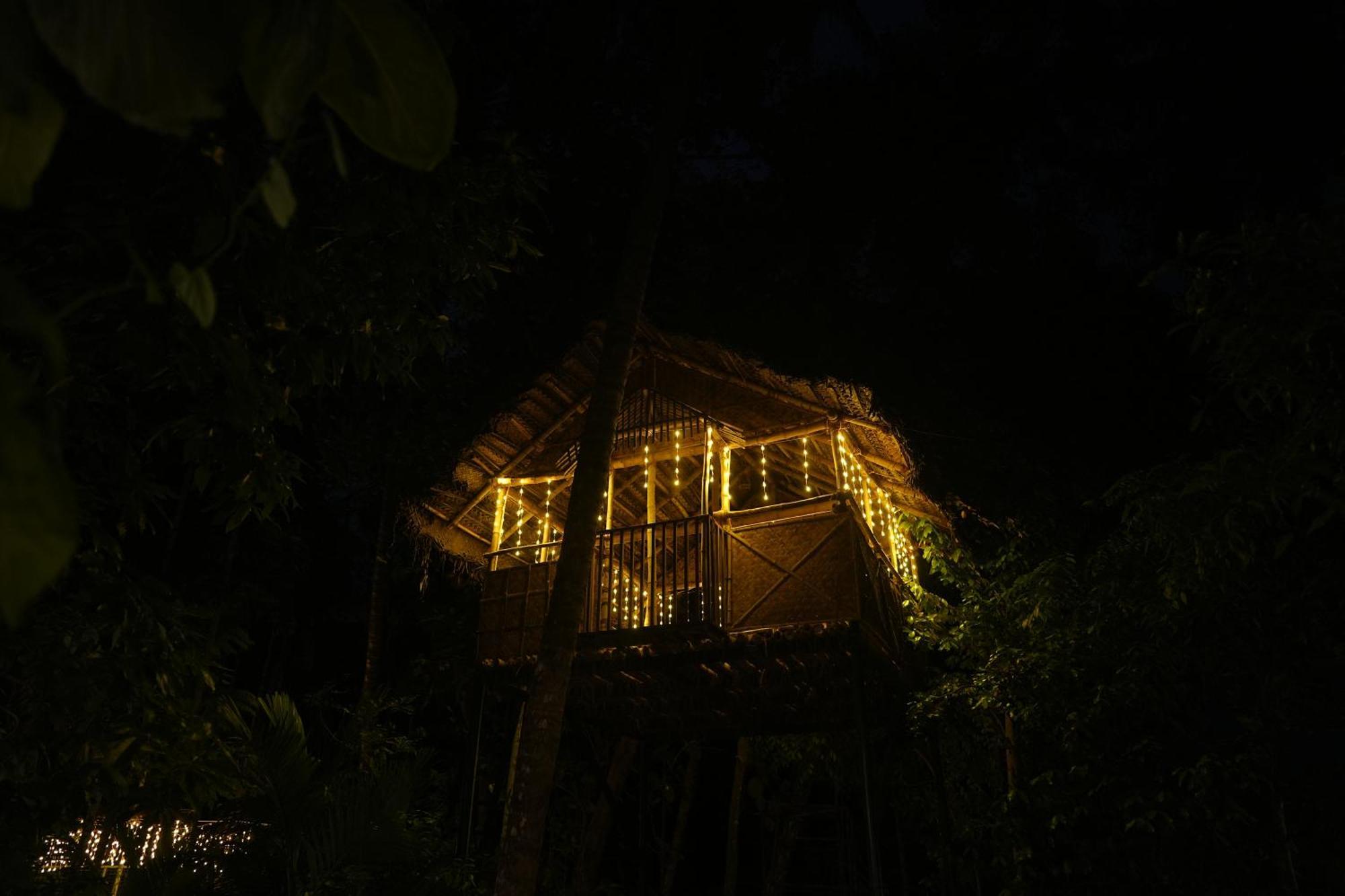 Kayyalas Courtyard Thrissur Екстериор снимка