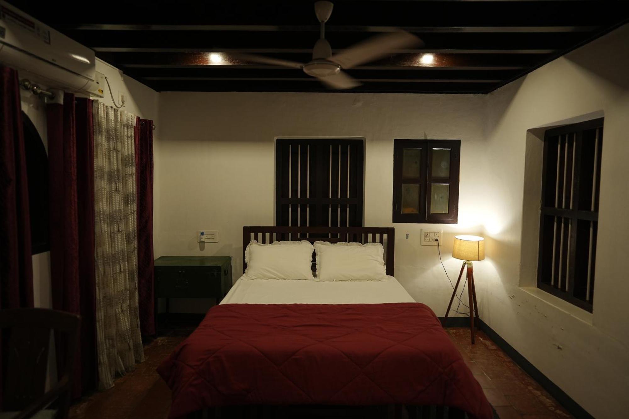 Kayyalas Courtyard Thrissur Екстериор снимка